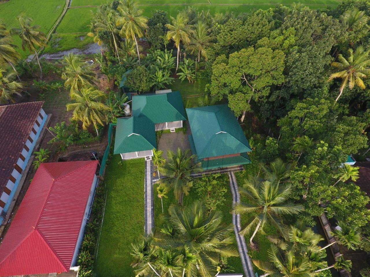 Pamba Inn Alappuzha Ngoại thất bức ảnh